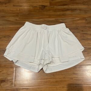Abercrombie Kids Girl’s Size 15 / 16 Flowy White Athletic Shorts